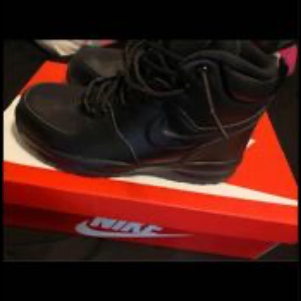 Nike boots